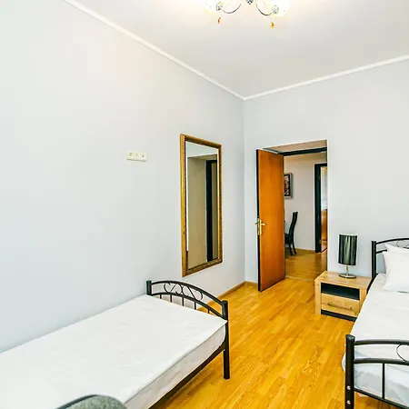 Apartments Formula 1 On Niyazi With Balconies Baku Exterior photo