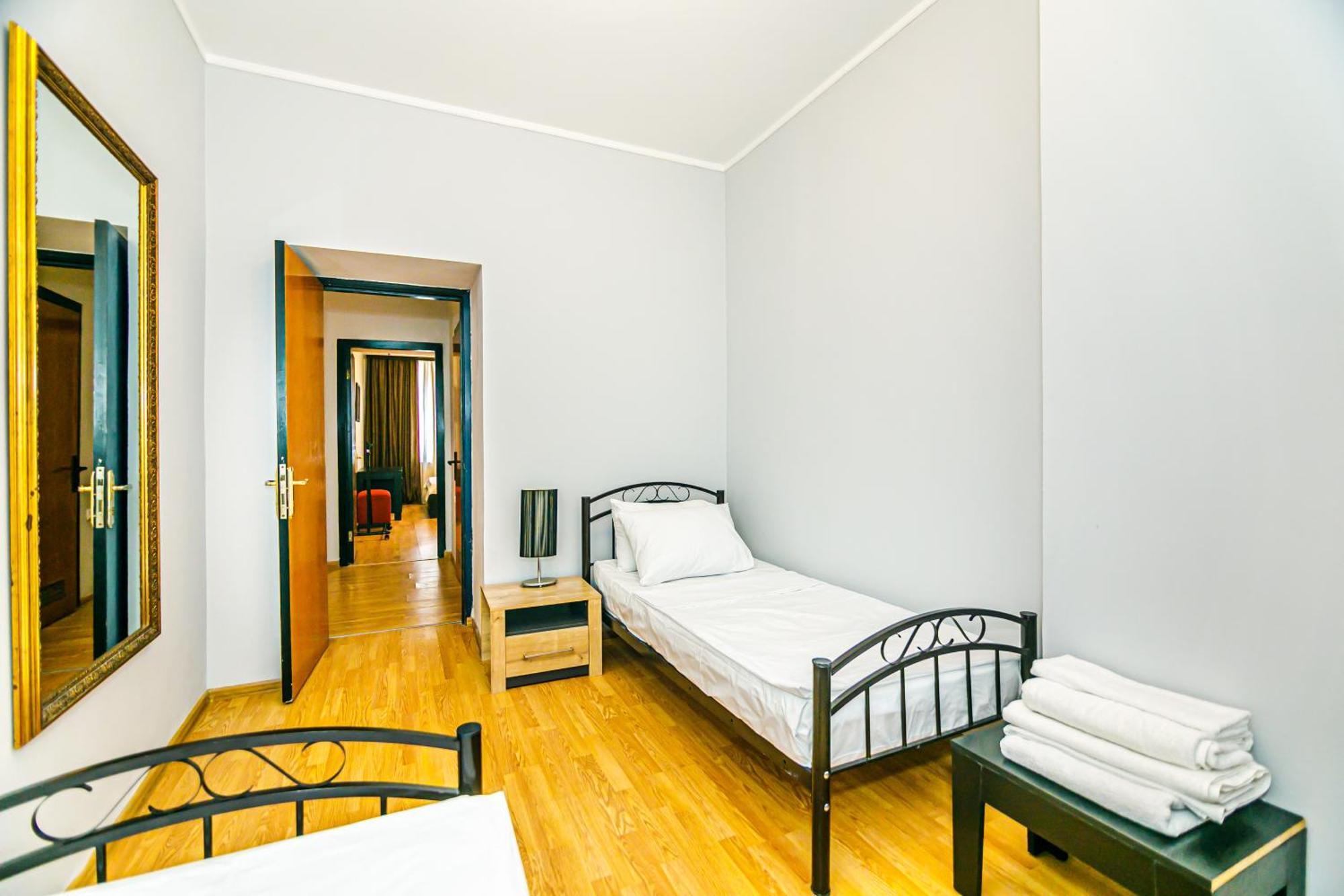 Formula 1 On Niyazi With Balconies Apartment *